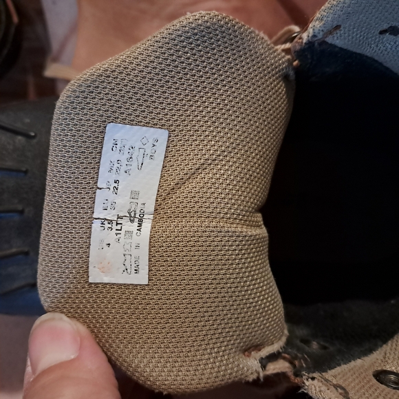 Timberland Euro Hiker Shell Toe Boot Boys Size 4 Tobacco Brown And Black - Picture 10 of 11